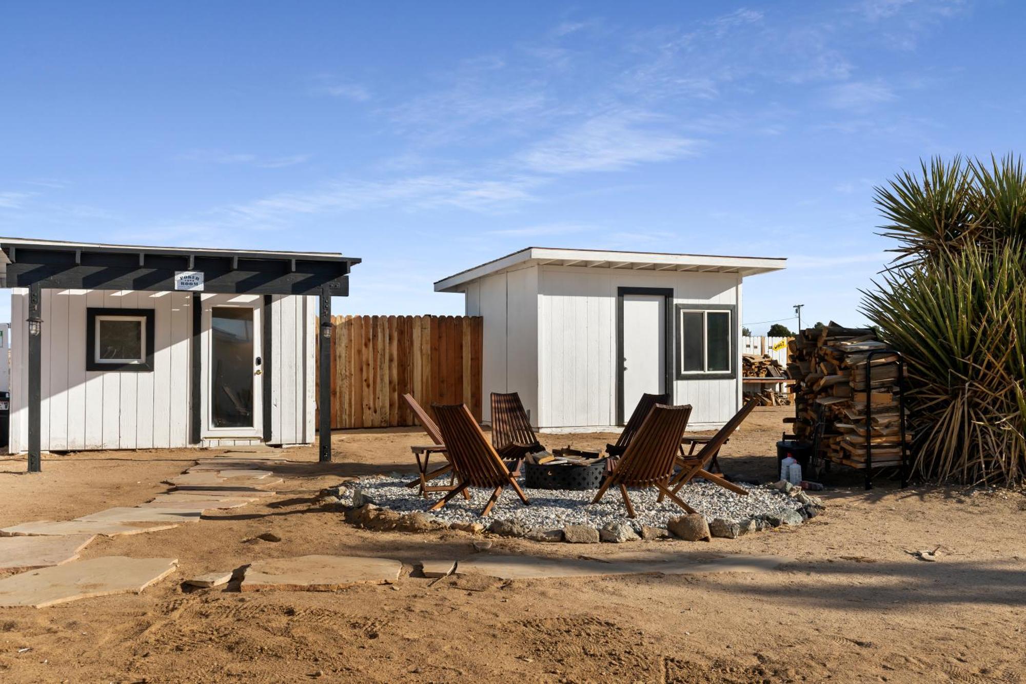 Private Jt Cabin - Ev L2 Station, Hammocks, Fire Pit, Bbq, Bocce Ball, Cornhole Yucca Valley Kültér fotó